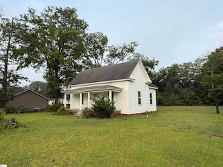 810 Chestnut St, Laurens, SC 29360