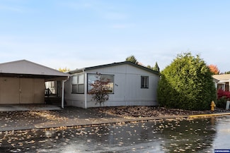 300 SE Lacreole (215) Dr, Dallas, OR 97338