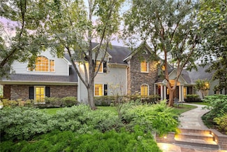 2 Soldier Creek Cir, Houston, TX 77024