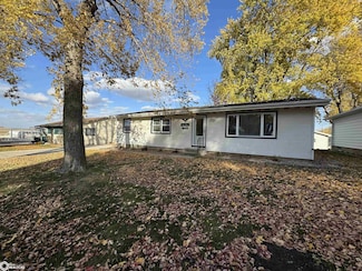 716 Lake St, Lake View, IA 51450