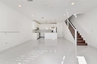 2621 NE 212th Terrace Unit 206, Miami, FL 33180