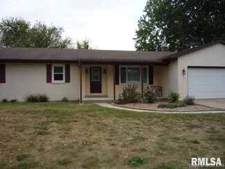 501 Red Bud Ln Unit 1, Auburn, IL 62615