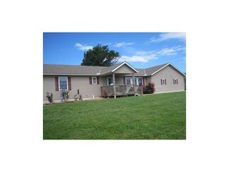32113 W 359th St, Osawatomie, KS 66064