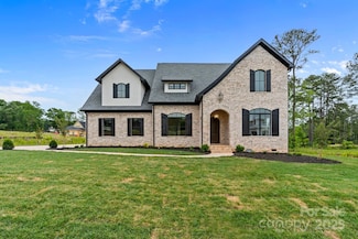 6805 Weddington Matthews Rd, Matthews, NC 28104