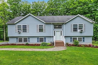 18 Johnson Rd, Wingdale, NY 12594