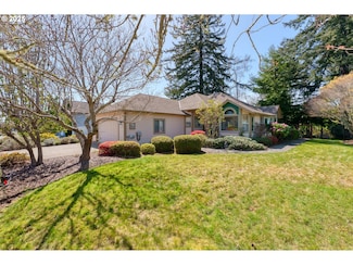 930 Timberline Dr, Brookings, OR 97415