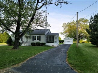 1466 S 125 E, Washington, IN 47501