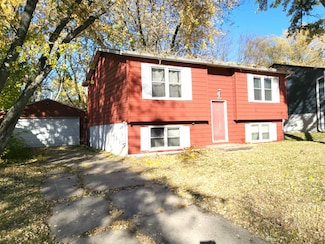 1914 Plateau Ave, Loves Park, IL 61111