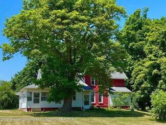 5501 W Clark Rd, Lansing, MI 48906