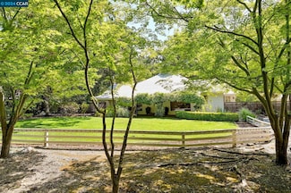 3161 Stanwood Ln, Lafayette, CA 94549