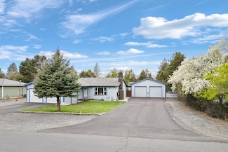 61556 Twin Lakes Loop, Bend, OR 97702