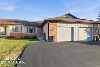 1948 Michigan Ave, Marysville, MI 48040