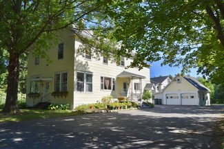 83 School St, Hatfield, MA 01038