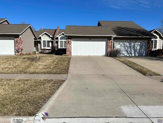 5312 SW 23rd St, Topeka, KS 66614