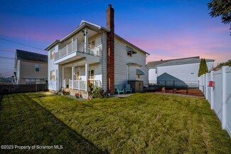 203 Fairview Ave, Scranton, PA 18504