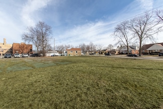820 Rowe Ave, Park Ridge, IL 60068