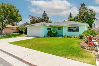52 W San Gabriel Ave, Clovis, CA 93612