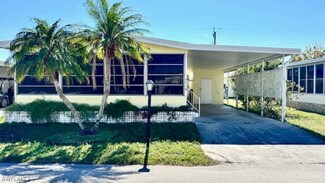5518 Miles Standish Ln, North Fort Myers, FL 33917