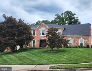 4517 Hazelnut Ct, Chantilly, VA 20151