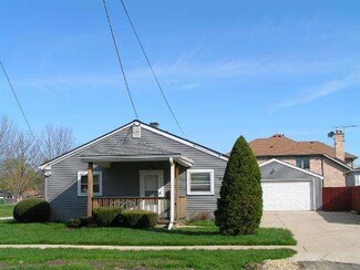 8754 W Sunset Rd, Niles, IL 60714