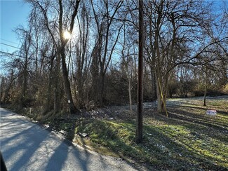 164 B Puritan Rd, McClellandtwn, PA 15458