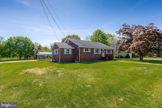 121 Kansas Rd, Pennsville, NJ 08070