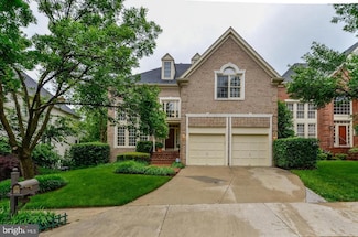 10417 Snow Point Dr, Bethesda, MD 20814