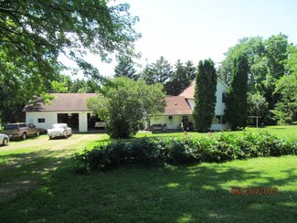 6449 Prairie Rd, Ridgeway, WI 53582
