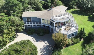 5 Gull Ln, Wareham, MA 02571