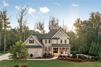 2748 Pfafftown Forest Dr, Winston Salem, NC 27106