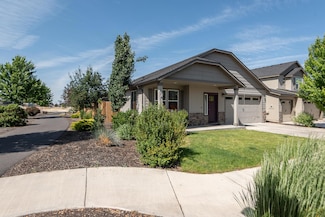3683 SW Pumice Ave, Redmond, OR 97756