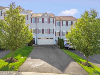 210 Brae Glen Dr, Canonsburg, PA 15317