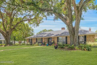 1006 Greenbriar Rd, Lafayette, LA 70503
