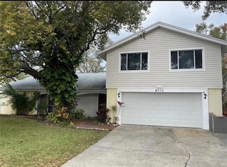 8313 Split Rail Ln, Hudson, FL 34667