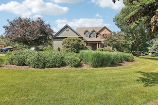 44W552 Volkening Cir, Hampshire, IL 60140