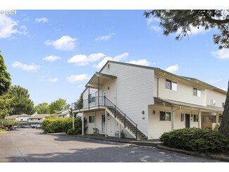 453 N Hayden Bay Dr, Portland, OR 97217