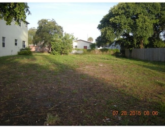 29 NW 5th Ave, Dania, FL 33004