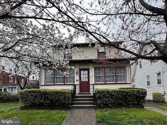 915 Paul St, Gloucester City, NJ 08030