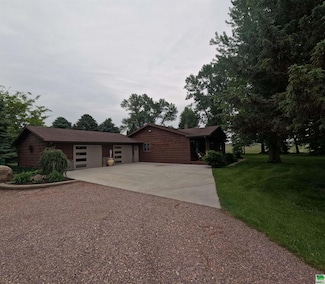 11724 K18 N, Akron, IA 51001