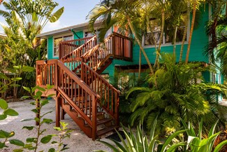 19506 Seminole St, Summerland Key, FL 33042
