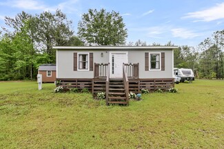 611 Murphy Bay Dr, Cross, SC 29436
