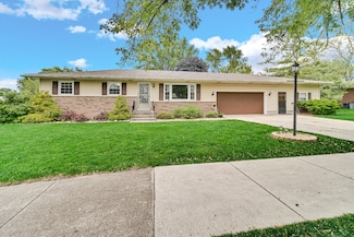 2175 W 93rd Place, Crown Point, IN 46307