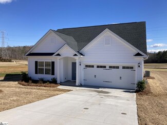 102 Fox Creek Ct, Easley, SC 29642