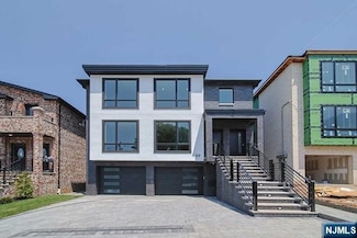 39 Henry Ave Unit 2, Palisades Park, NJ 07650