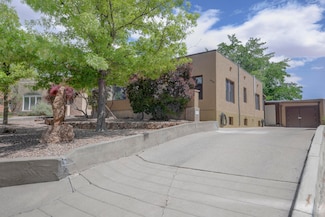 428 Sycamore St NE, Albuquerque, NM 87106