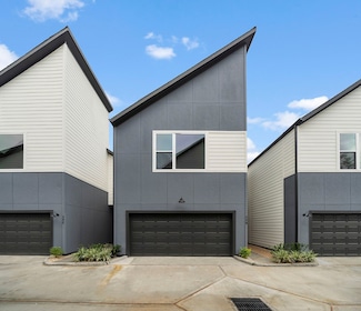 28 Bucan St Unit G, Houston, TX 77076