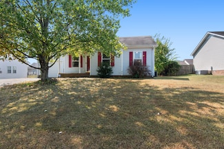 3218 N Senseney Cir, Clarksville, TN 37042