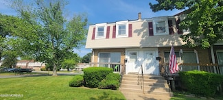 23 Primrose Ln, Brick, NJ 08724