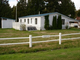 12410 NE Paul Dr, Kingston, WA 98346