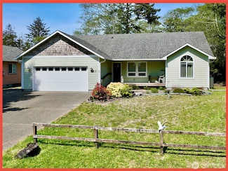 980 Mount Olympus Ave SE, Ocean Shores, WA 98569